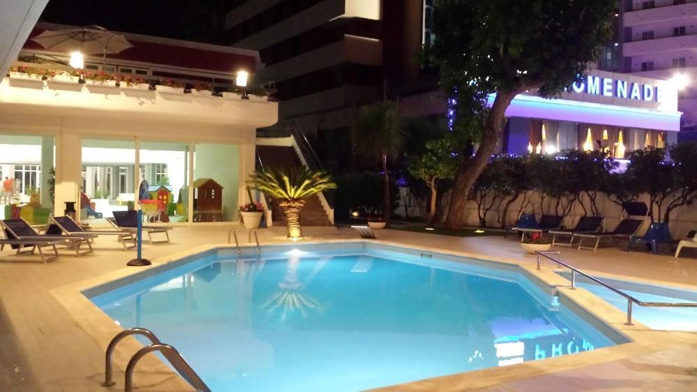 Grand Hotel Adriatico Montesilvano Marina 외부 사진