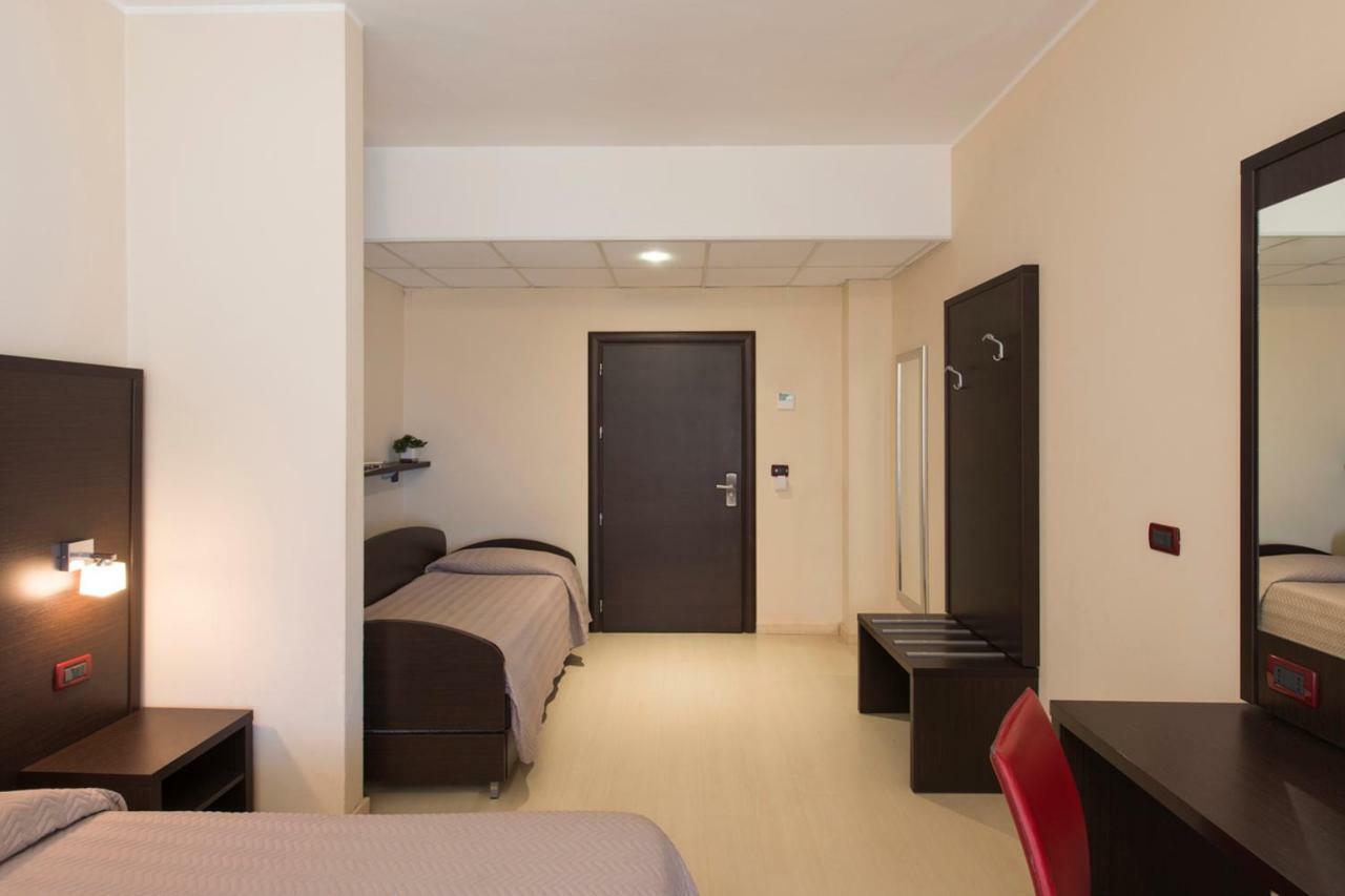 Grand Hotel Adriatico Montesilvano Marina 외부 사진